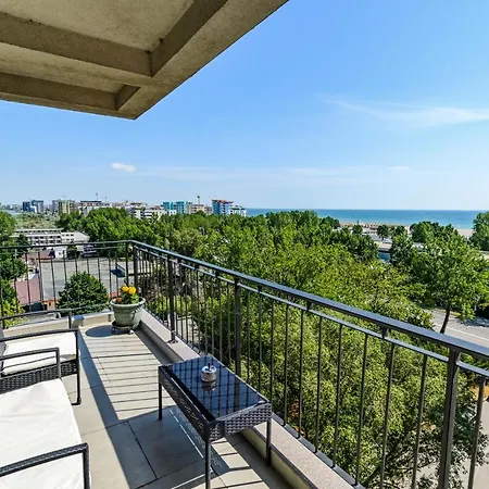 Panoramic Velier * Mamaia